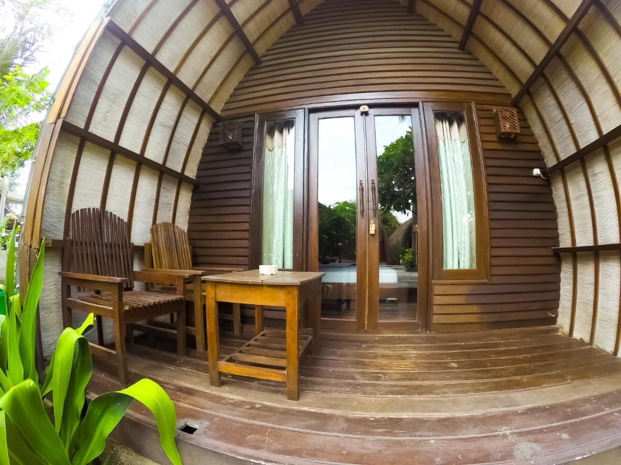 Amora Villa Gili Trawangan Exteriör bild